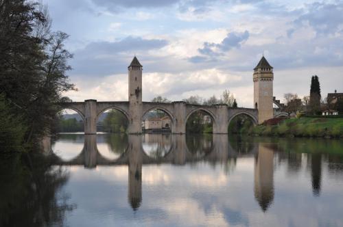 france-lot-pont-valentre